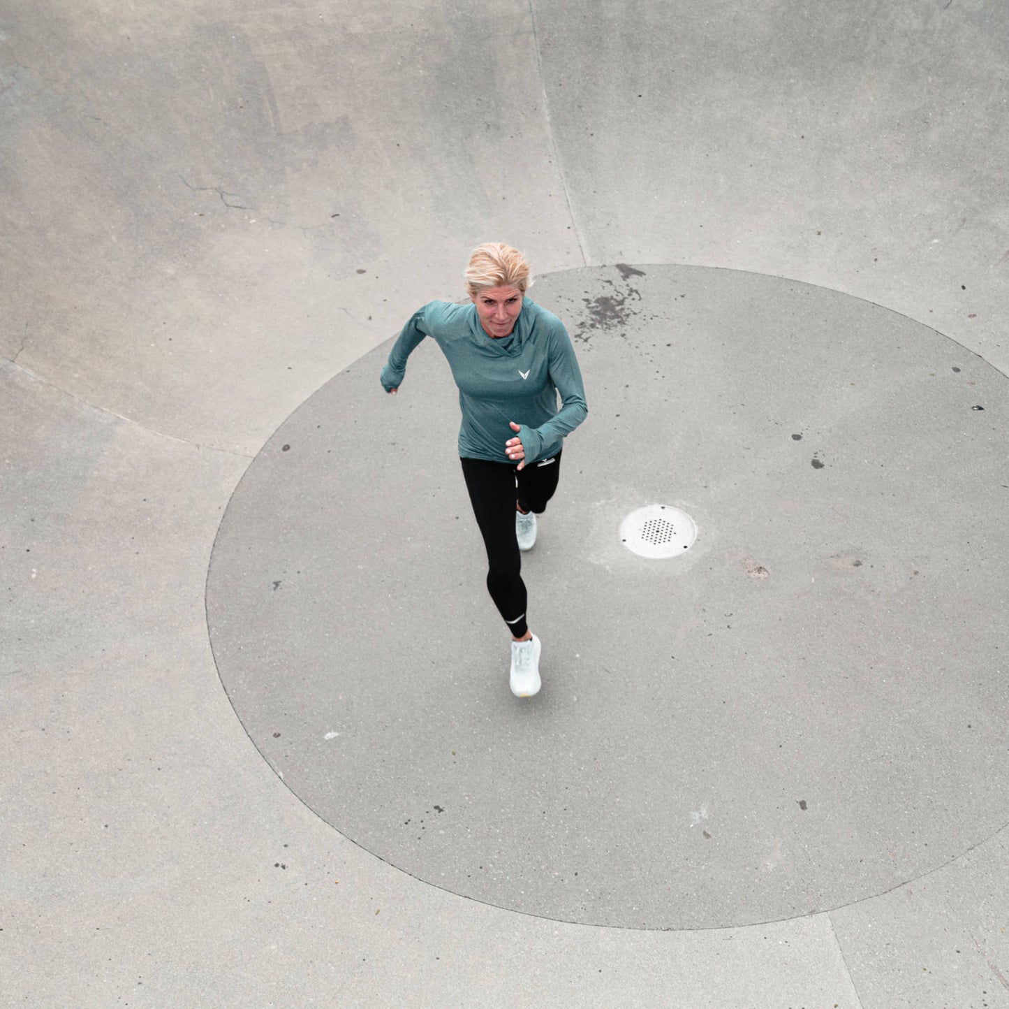Pre-order Hoodie Slim Fit Blå 2.0 - Rikke Hørlykke x Winnershape
